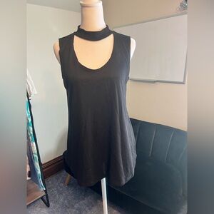 Black Sleeveless Top